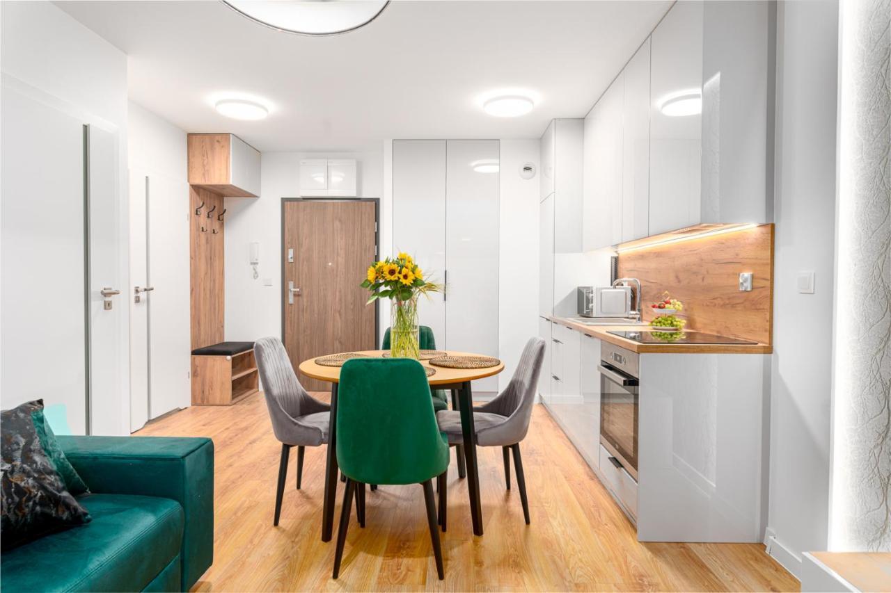 Star4You II Apartments Wroclaw Ngoại thất bức ảnh